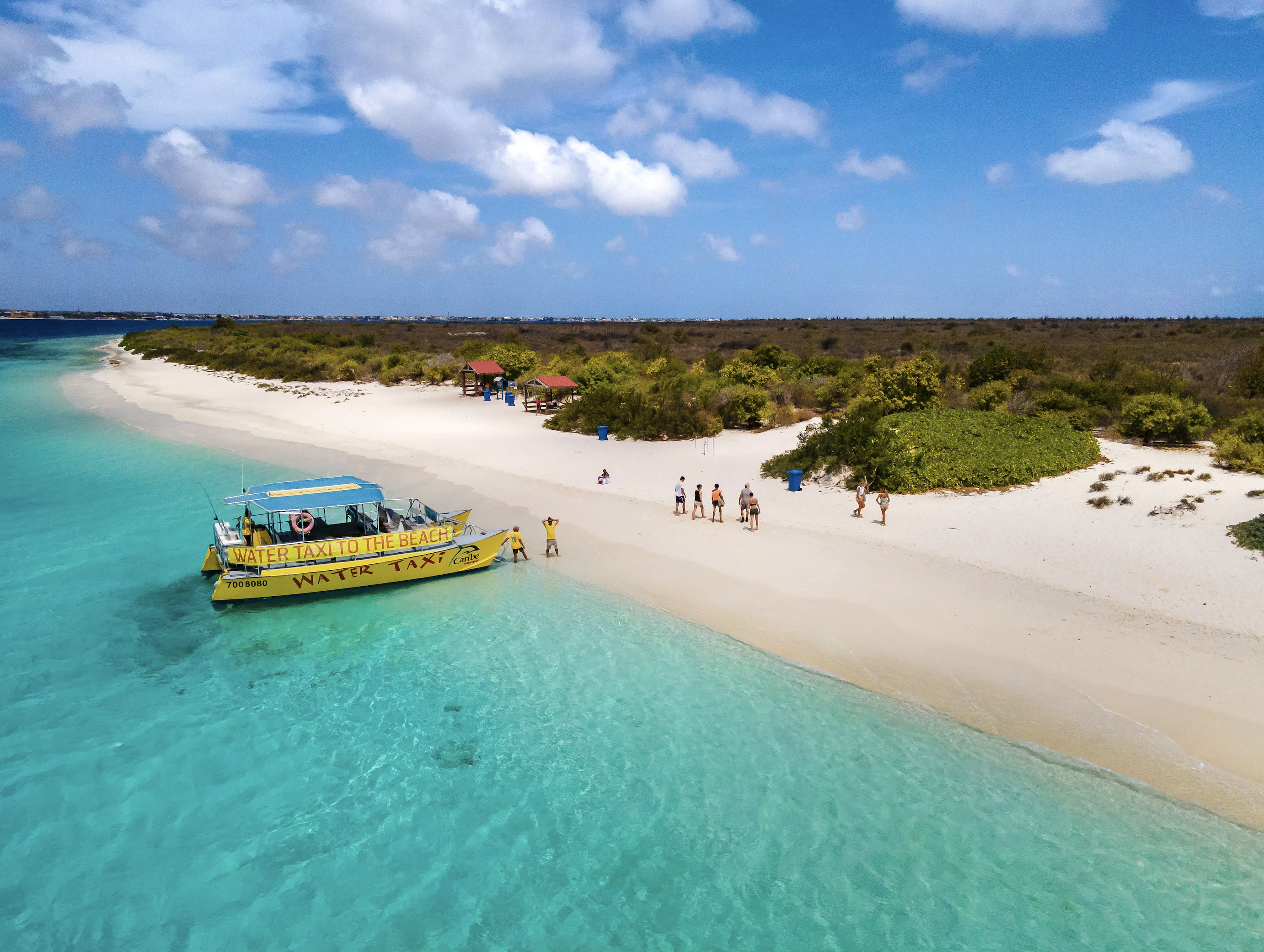 Watertaxi to Klein Bonaire for cruise ship passengers (and return)