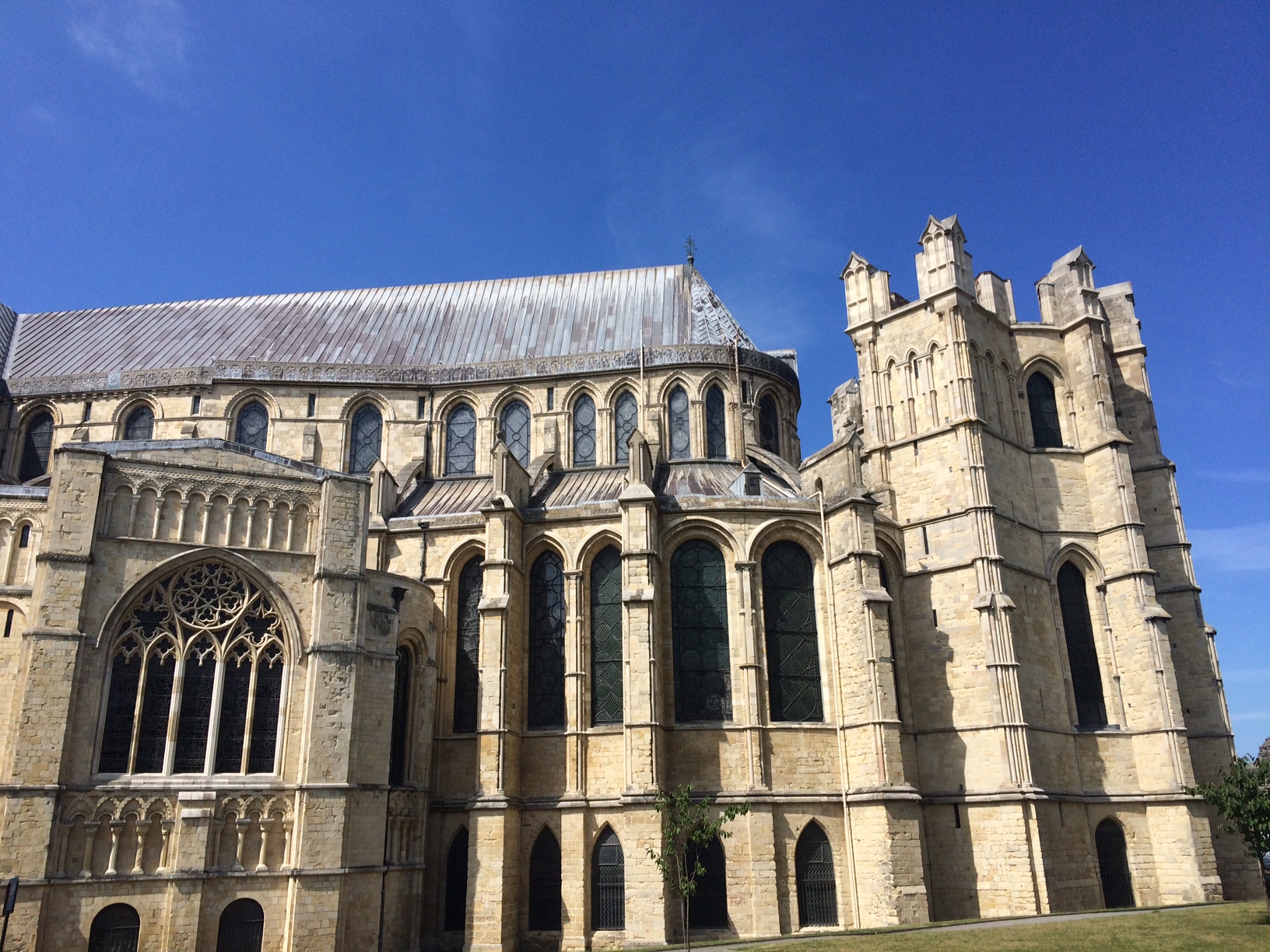 Private Tour of Leeds Castle and Canterbury up to 8 hours