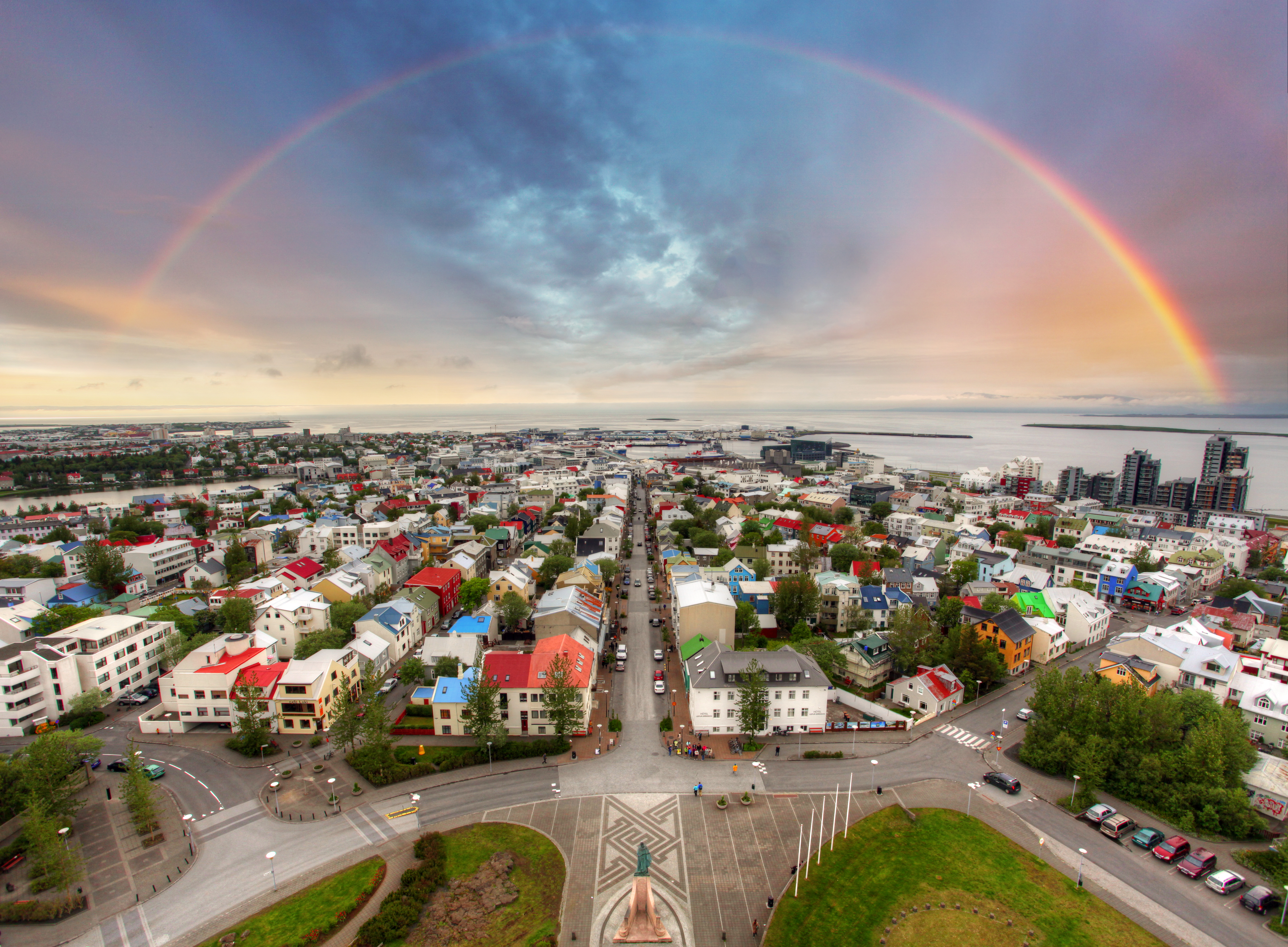 Reykjavik Highlights: 2-Hour Private City Sighteeing Tour