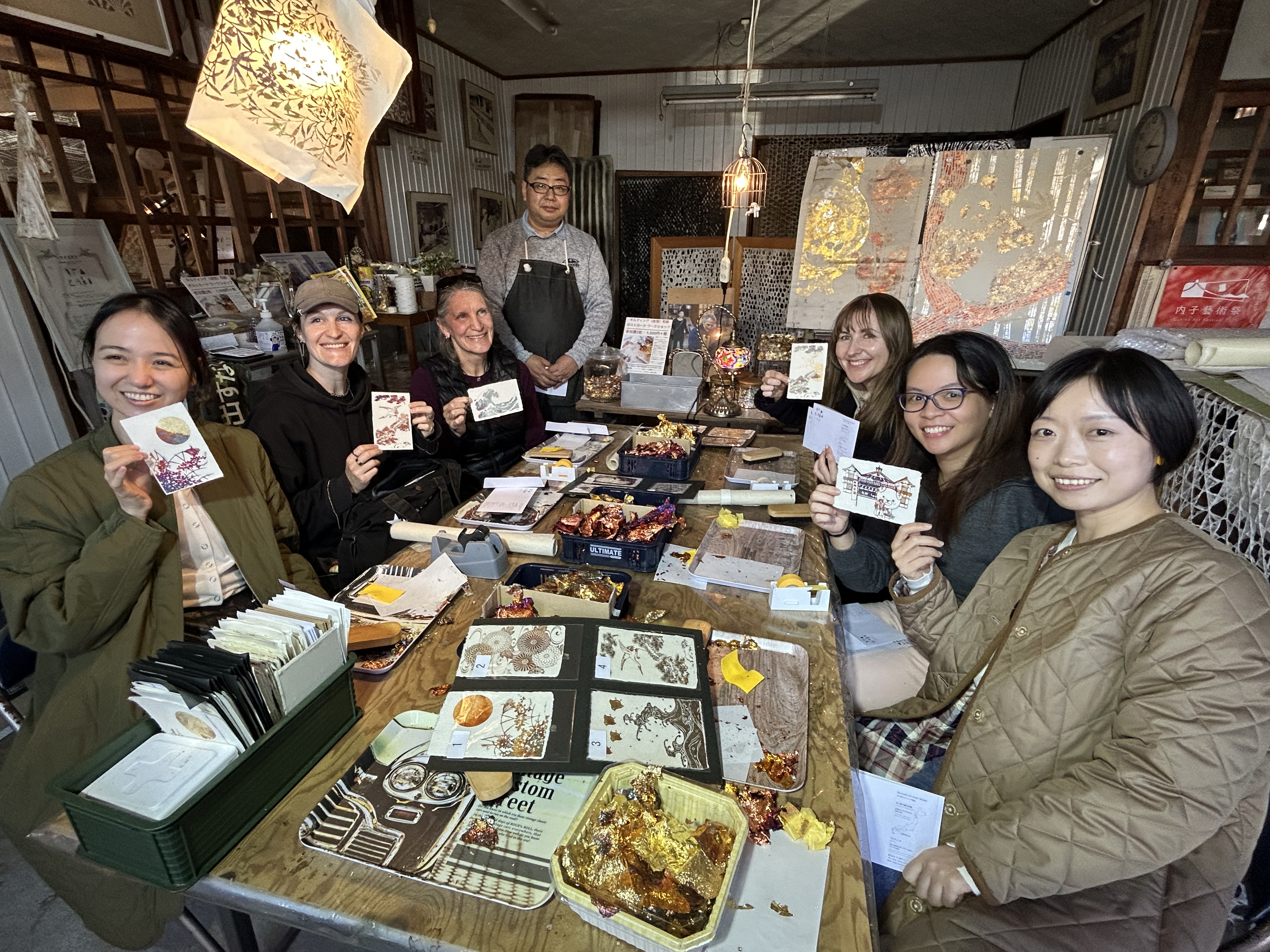 Sightseeing taxi tour [handmade washi & gilding experience and brewery tour & tasting] ★ English driver support