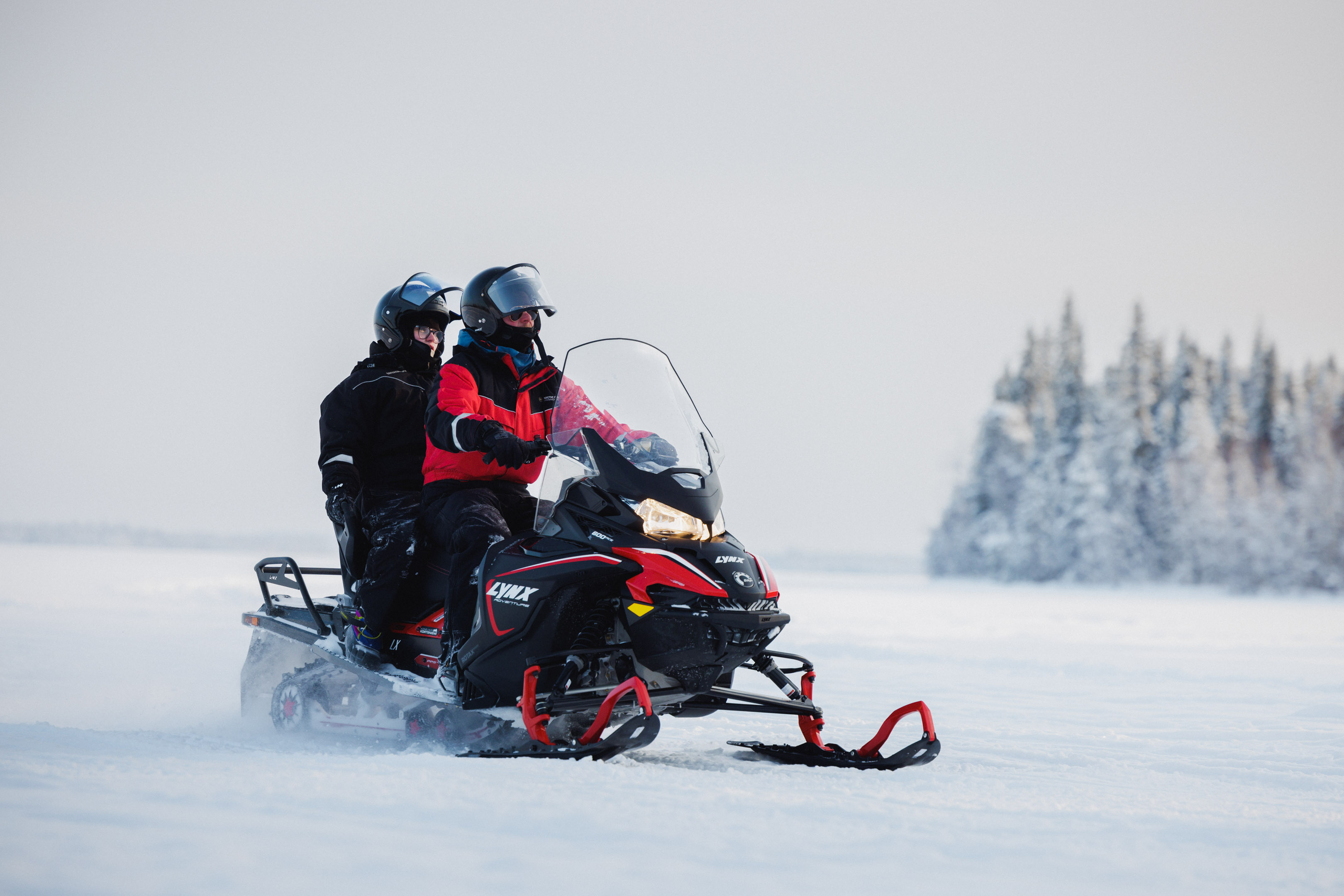 3-Hour Snowmobile Safari (70 km)