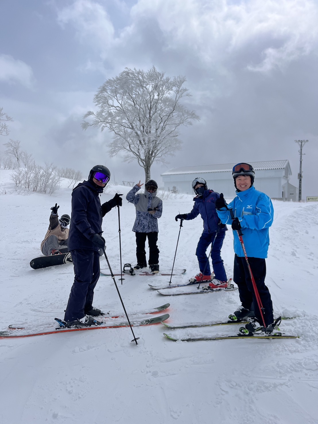 We are looking for Yukigata Ski Club members -Why don't you ski with the staff-