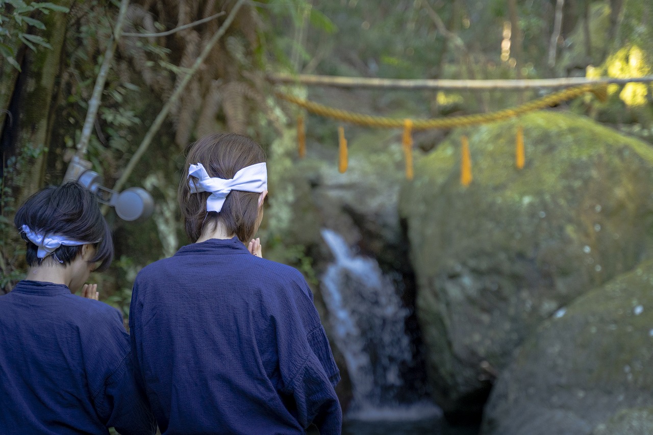 Shirataki Takigyo Waterfall Meditation