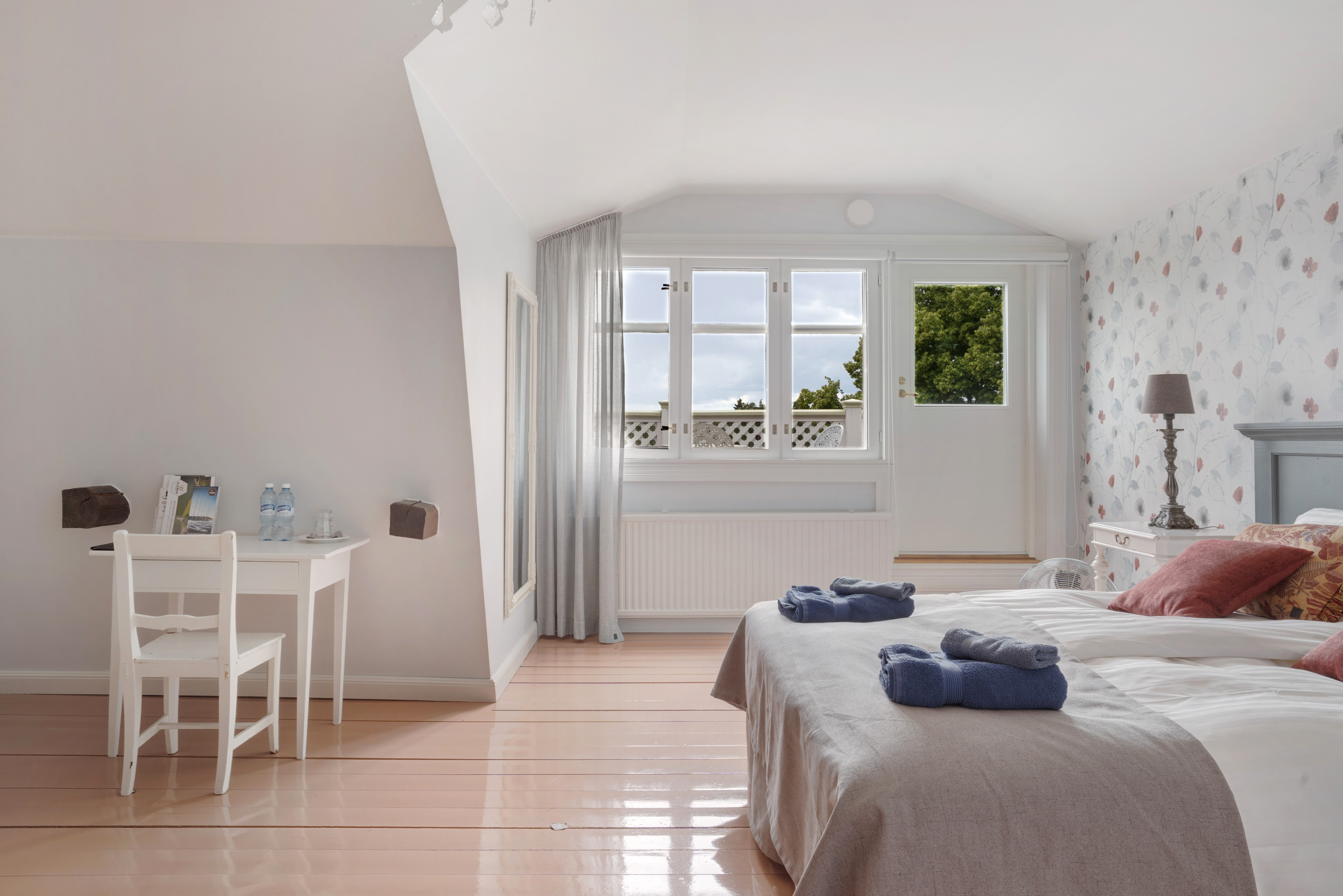 Archipelago experience - RIB safari, dinner, sauna and accommodation for two persons