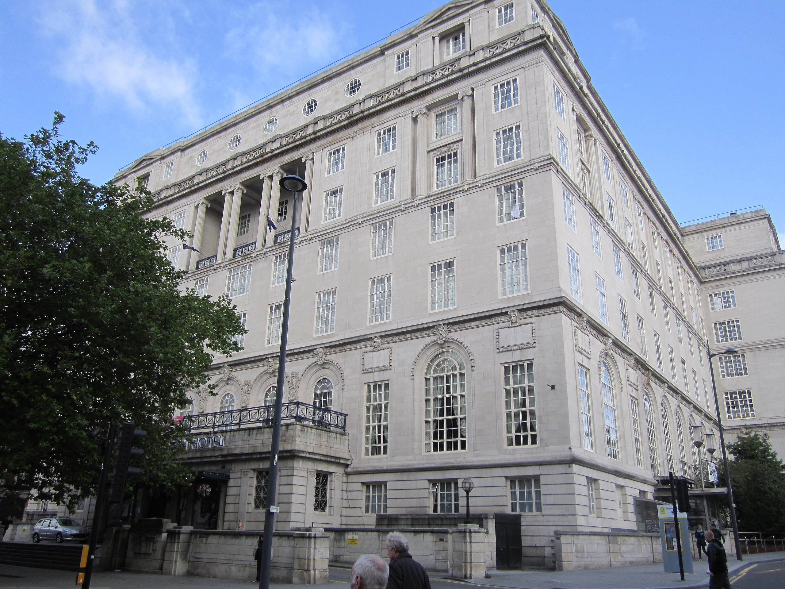 Trondheim Highlights: A Guided Coach and Walking Tour