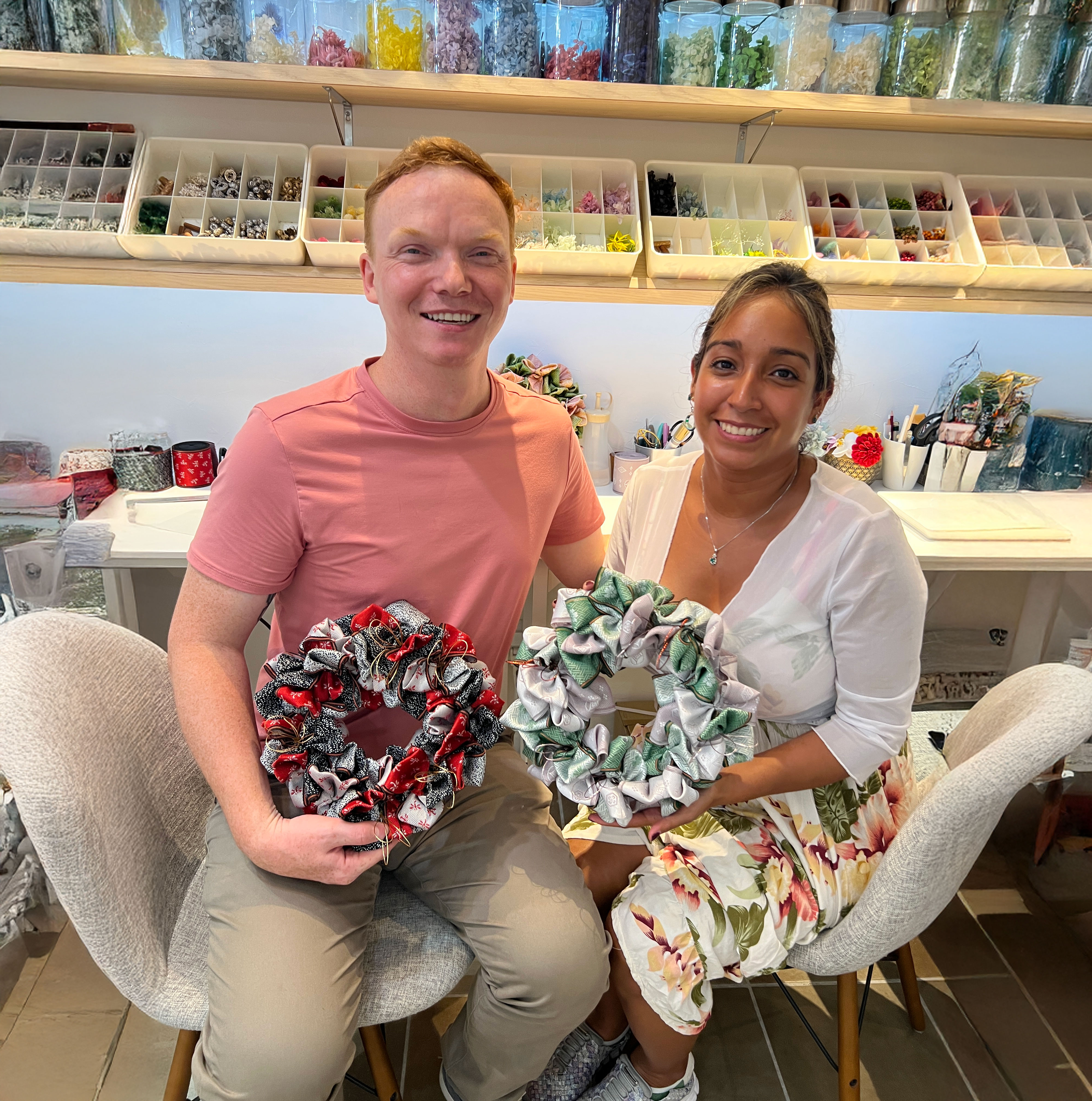 Handmade wreath experience using tatami mat edges  in Tokyo