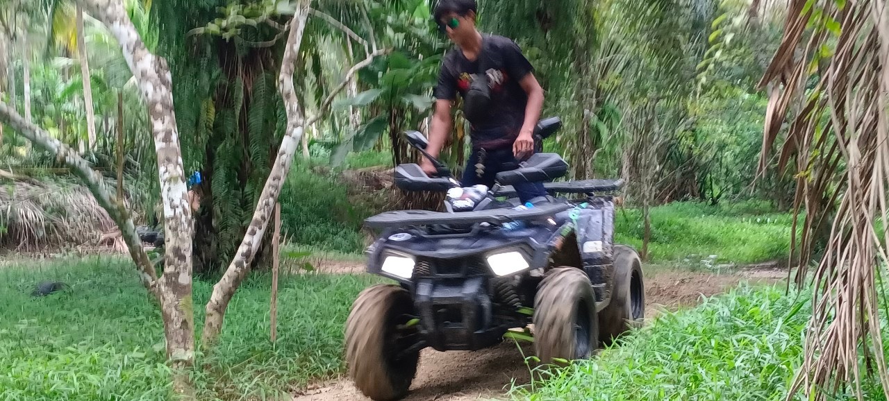 Khaolak 1-hour ATV Quad Jungle Adventure to Waterfall