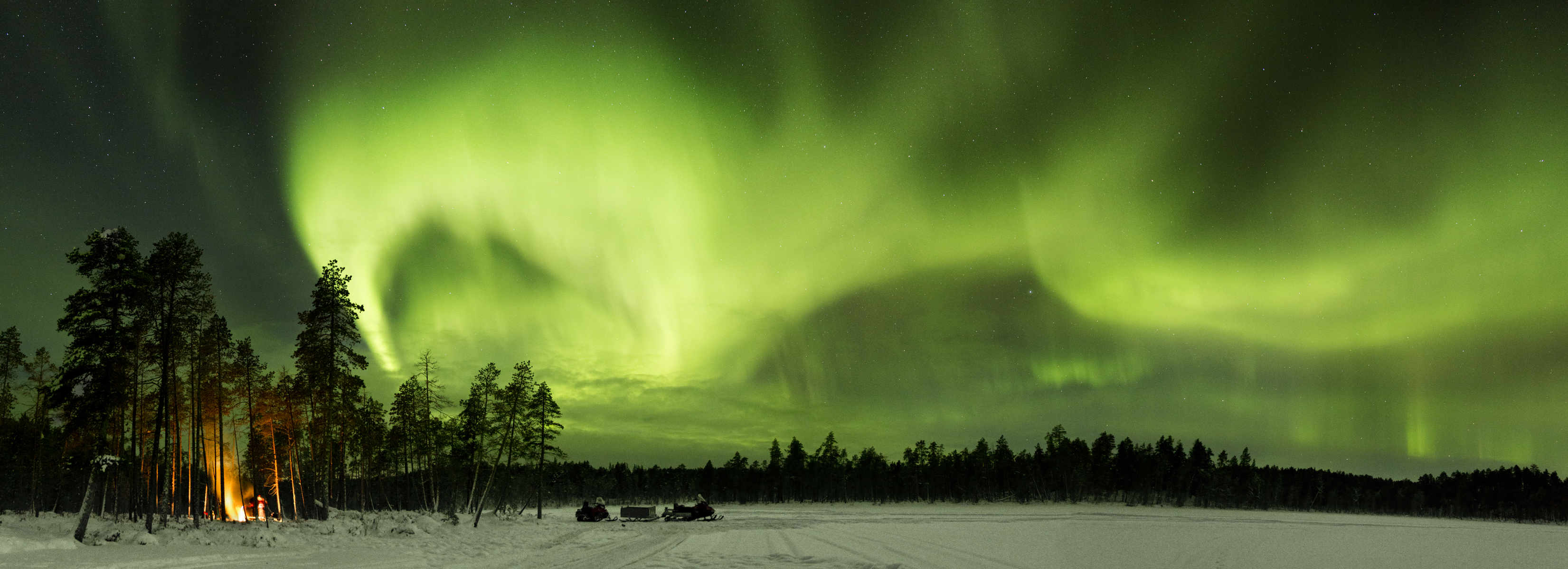 Short Northern Lights Break with activities in Lapland