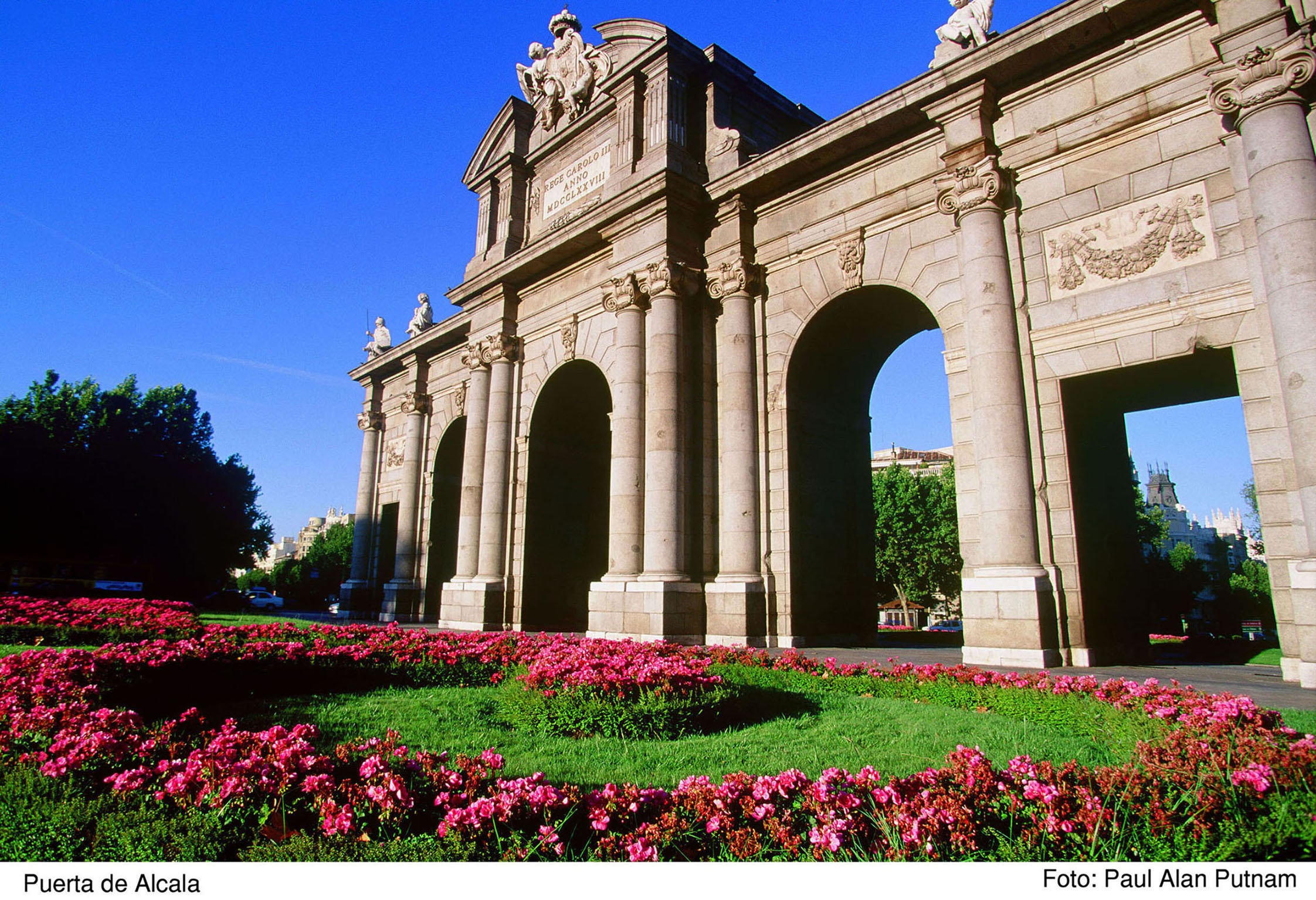 Madrid Highlights Walking & Panoramic Bus Tour