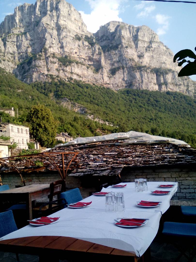 8-days excursion, trekking in North Pindos and hiking in Zagori