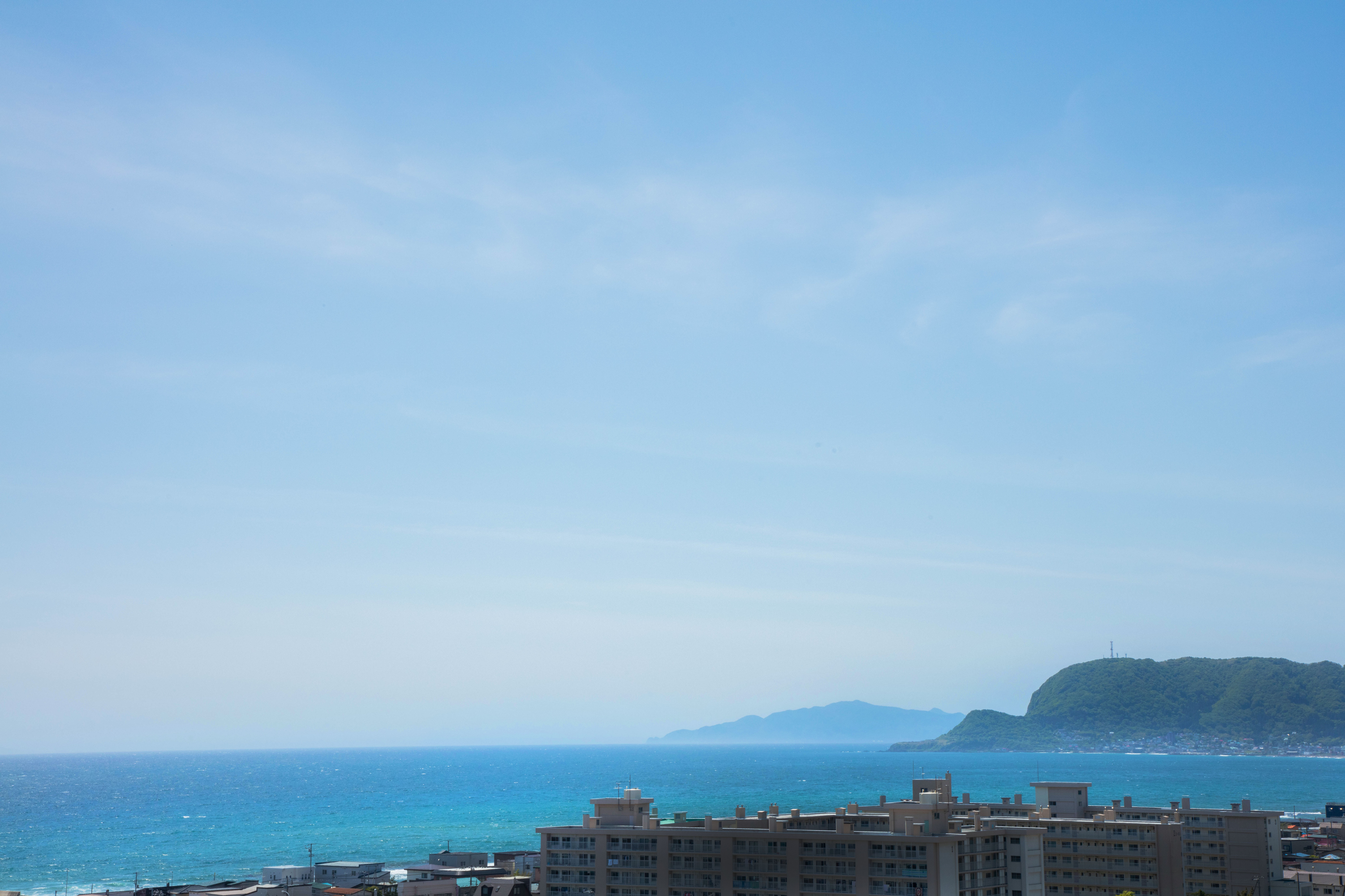 Hakodate Yunokawa Onsen Yumoto Takubokutei Top-floor one-day bath with panoramic views. Enjoy a scenic sauna and open-air bath.