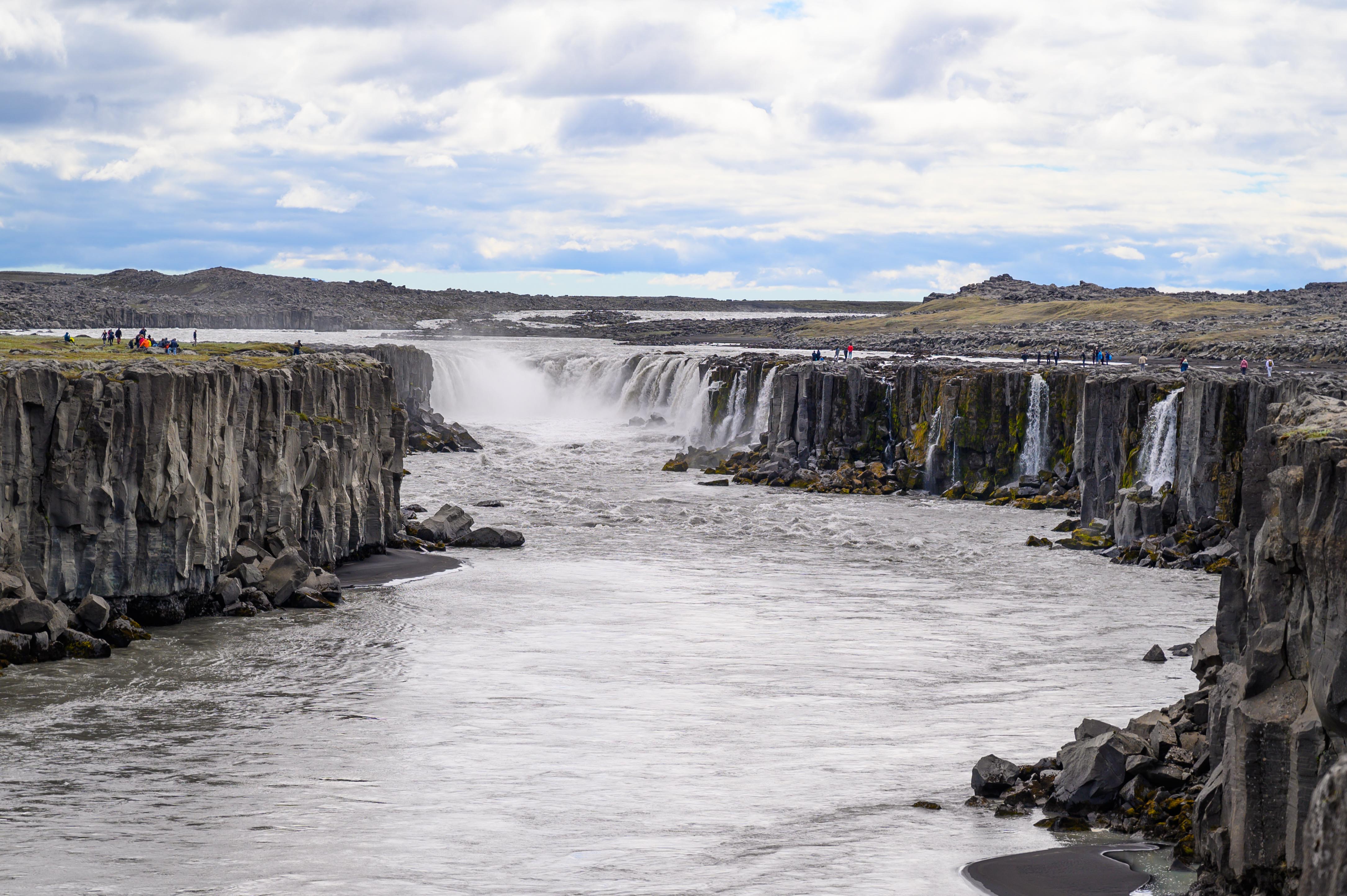 All in one: Mývatn, Goðafoss, Dettifoss, Selfoss, cave and the Nature baths