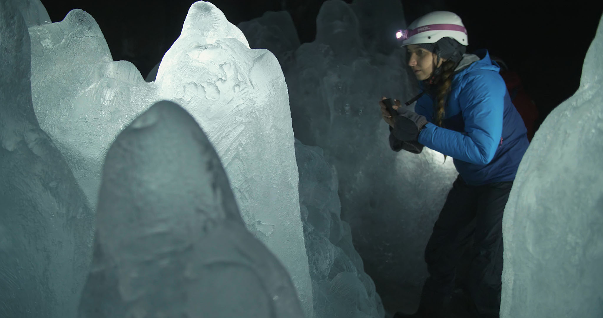Buggy Tour to Lofthellir Ice cave - Private tour