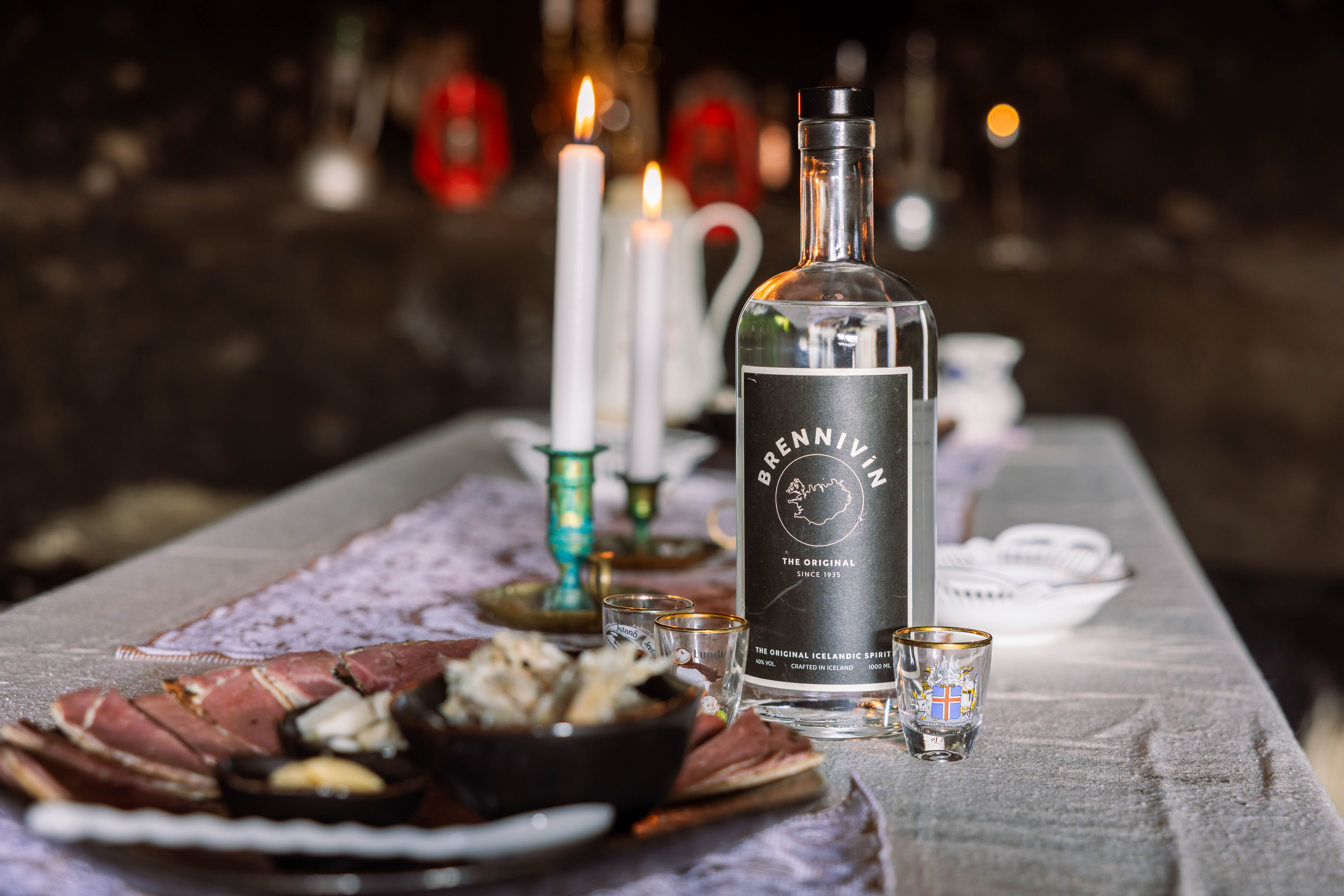 Private Cave Tour with Icelandic Food Tasting