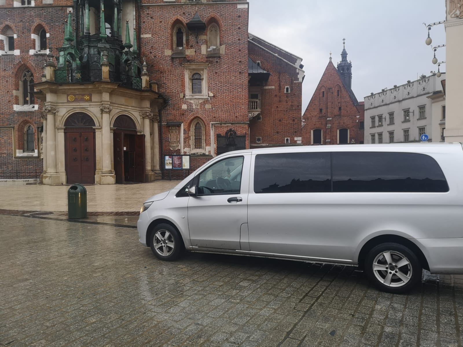 !Transfer from Krakow -> to the Krakow Balice Airport