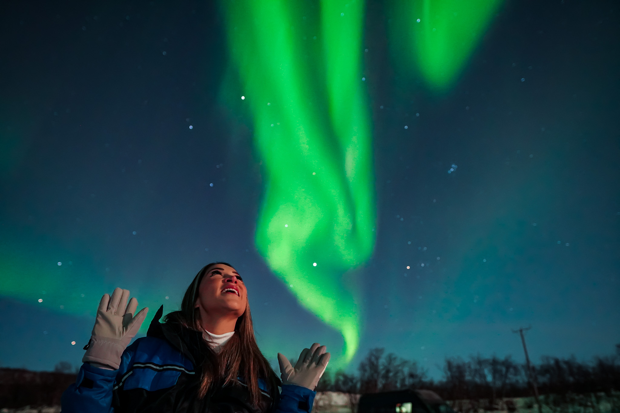 Tromsø, Norway: Guaranteed Northern Lights Tour by Bus - Expert Aurora Hunters