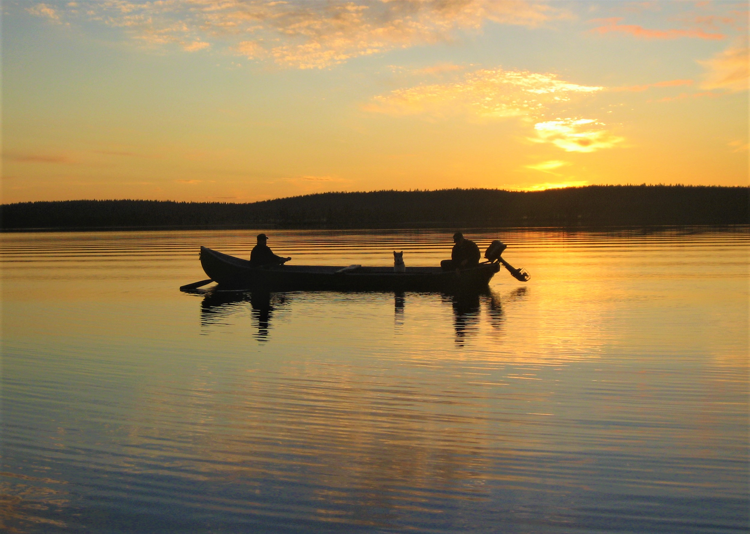 Midnight Sun trip to the private wilderness lake