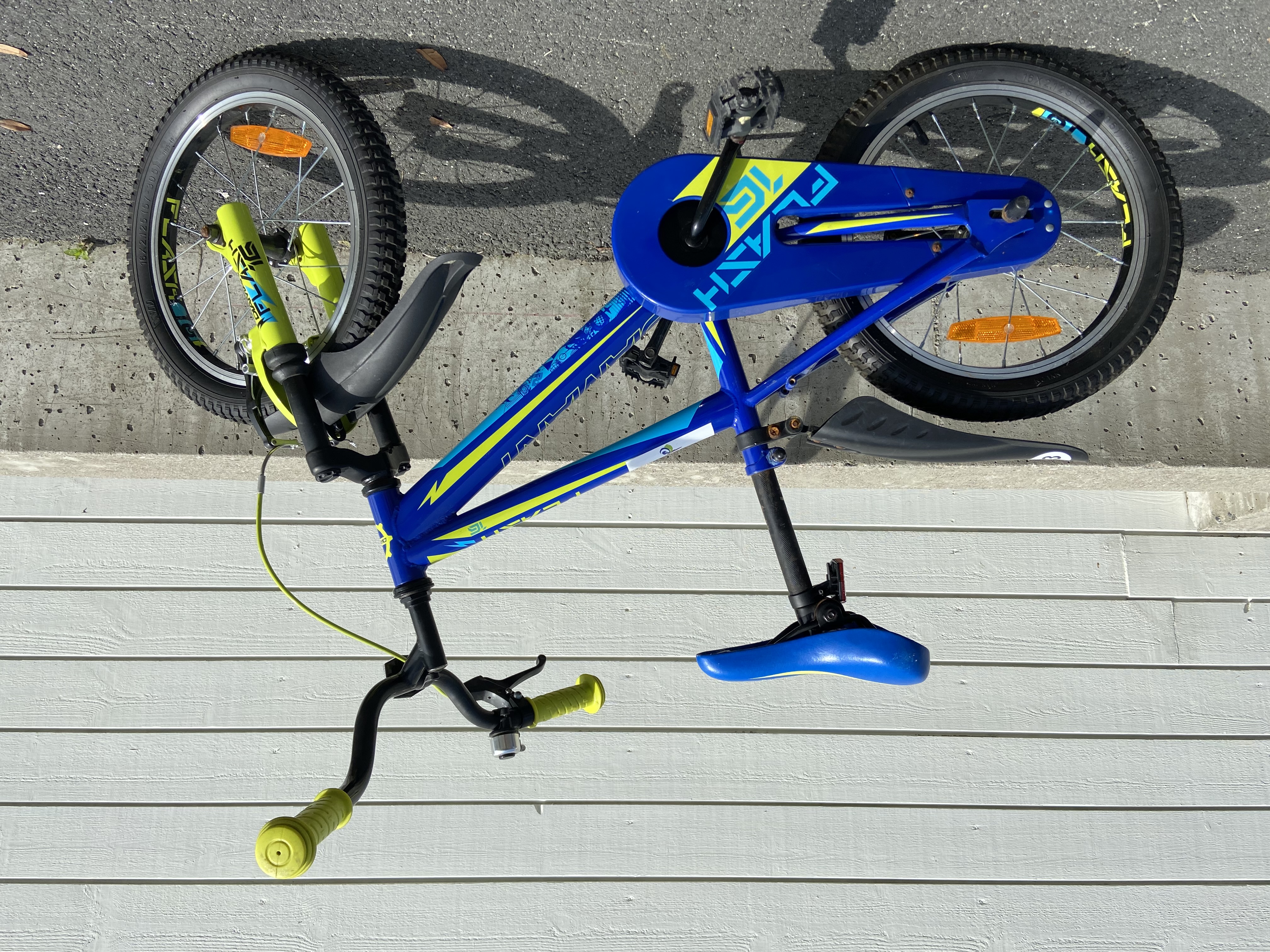 Bicycle hire- KID'S BIKE 16"