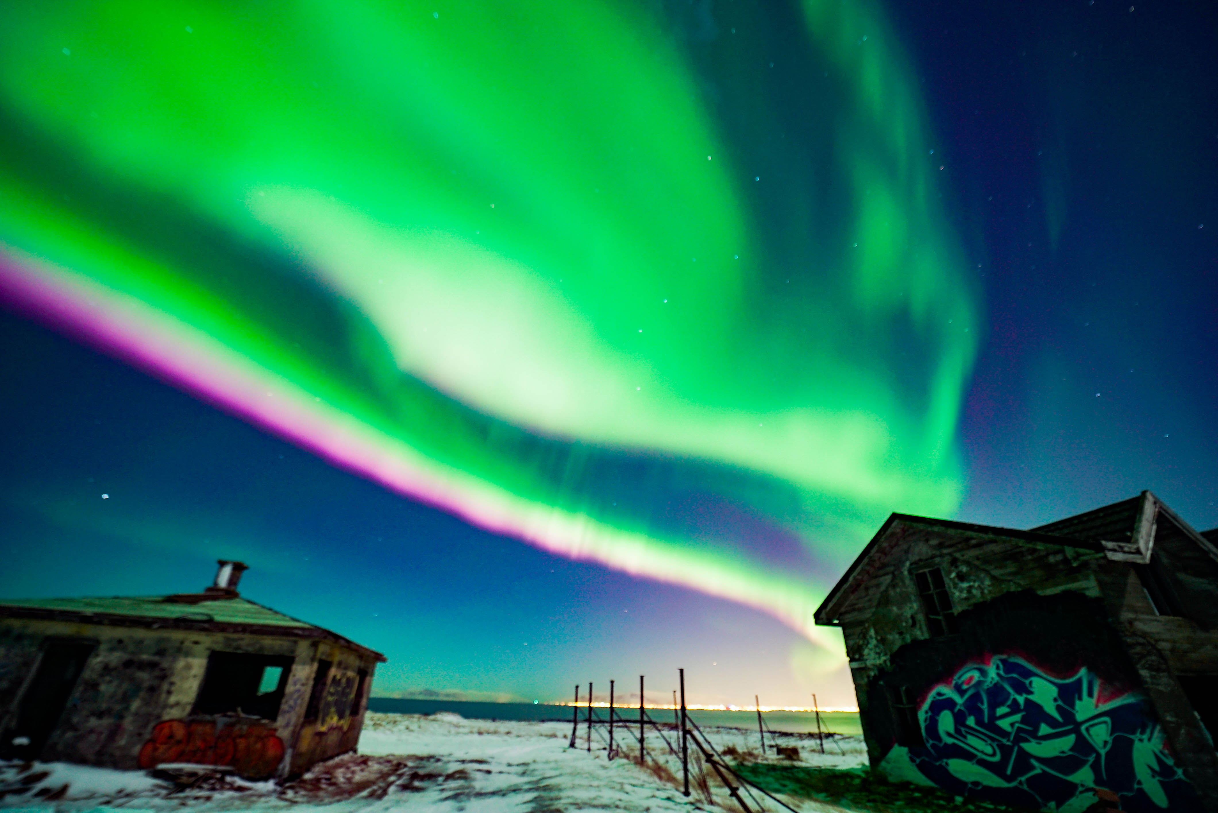 Northern Lights Hunt | Super 4x4 Tour With a Photographer