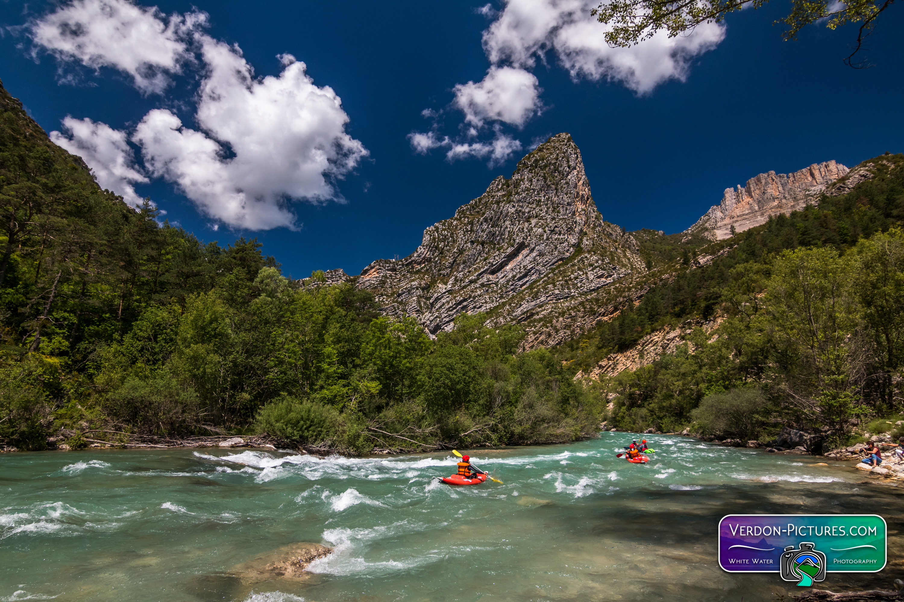 CANOE/KAYAK/RAFT or PACKRAFT, a sporty obstacle course for 2 or alone, with a guide.