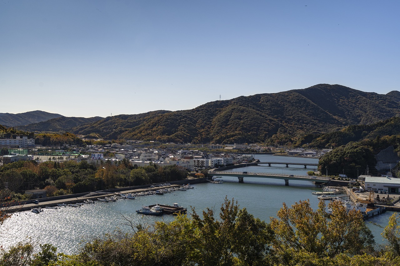 Ise-Shima Forest Walk with the Retreat Coordinator