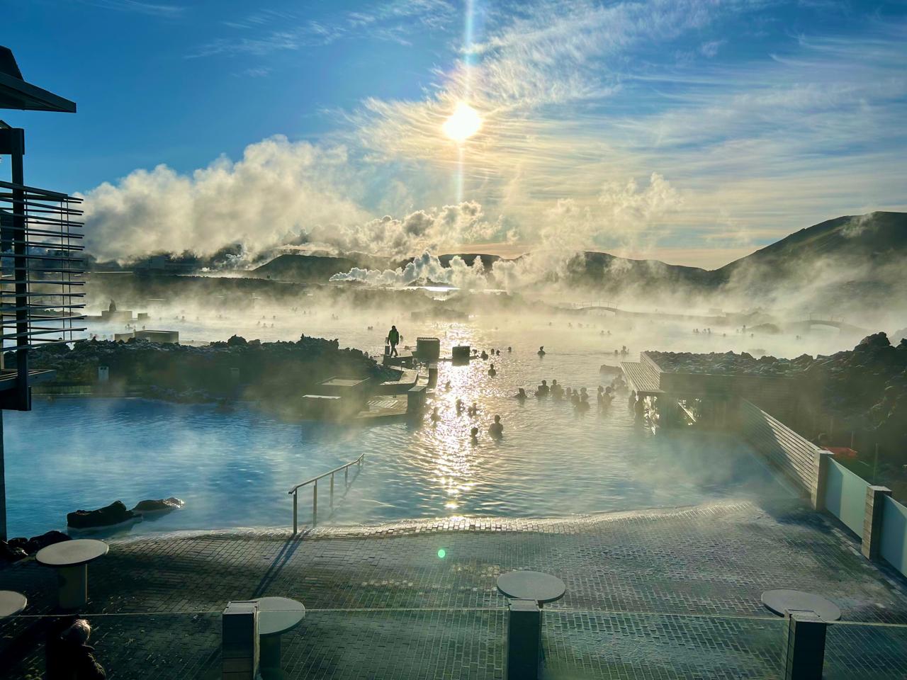 Private Blue Lagoon Retreat Spa transfer with 5h wait - SUV 5 Pax