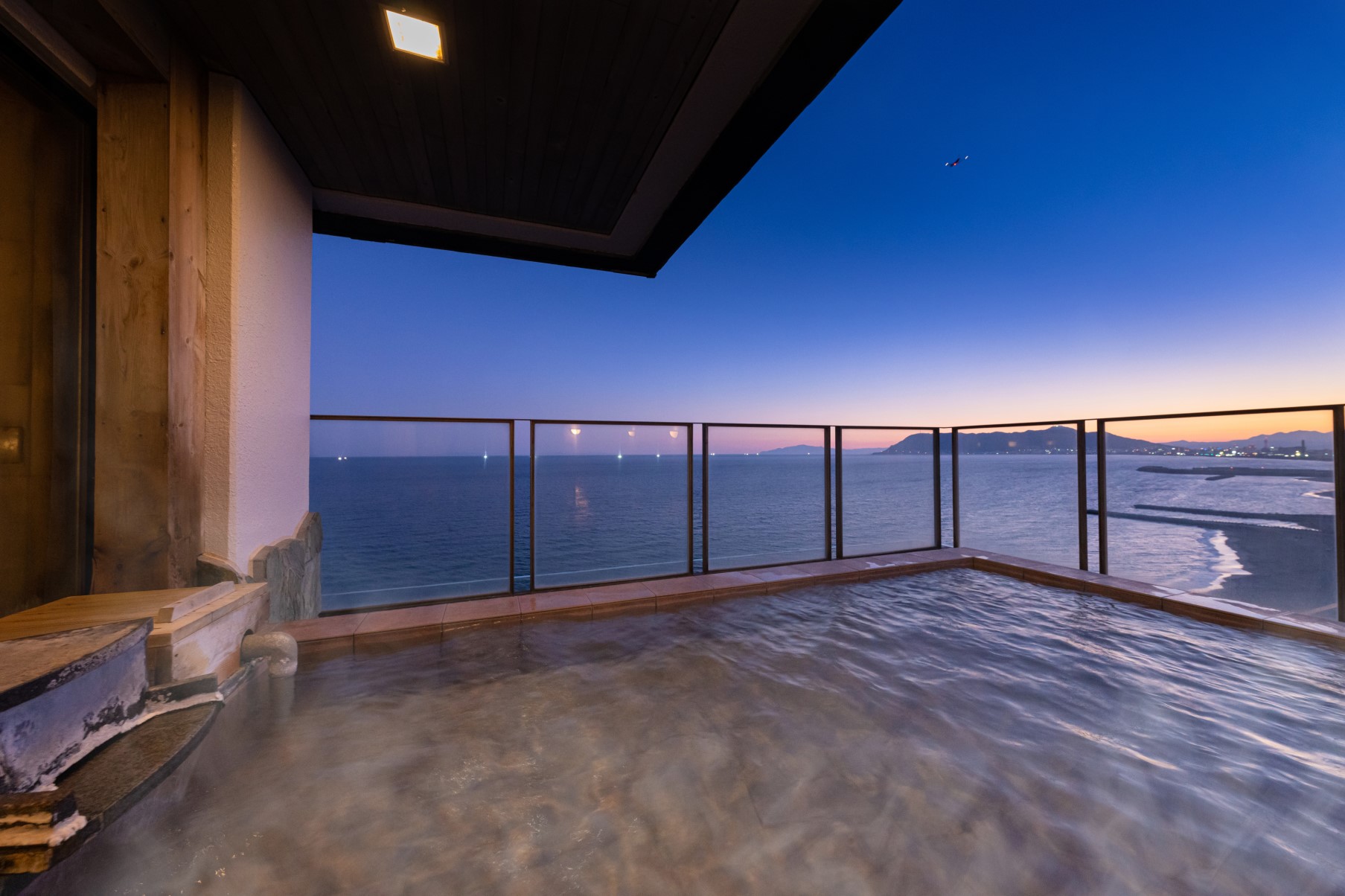 [Imagine Hotel & Resort Hakodate] One-day hot spring bathing (towel set included)