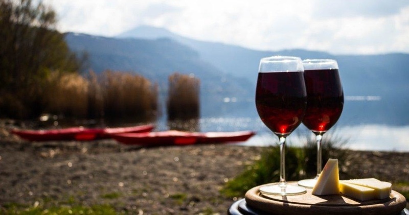 Tour Enogastronomico in Kayak tra le Rovine Romane
