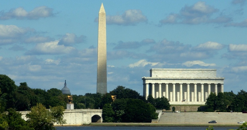 Combo: DC National Mall + Capitol Hill Walking Tour – Semi-Private