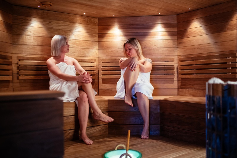 Sauna Experience with Outdoor Jacuzzi