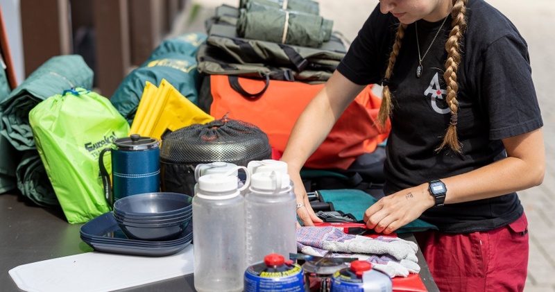 10 Day Specialty Outfitting