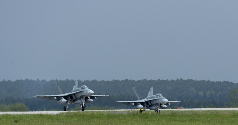 F-18 Super Hornet Wingman (2 Person) Package - 60 Minutes