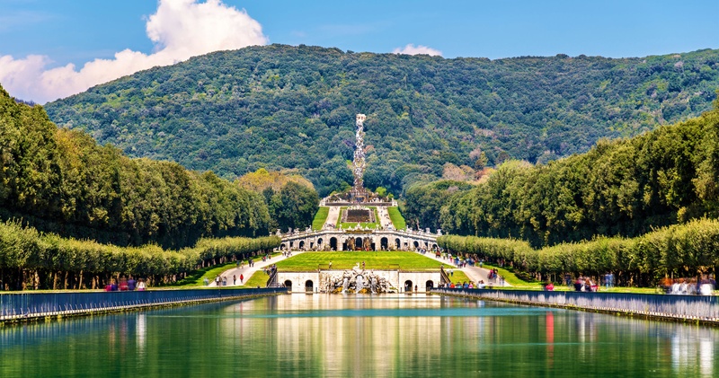 Caserta Royal Palace and Spartacus Amphitheater with Private Transportation
