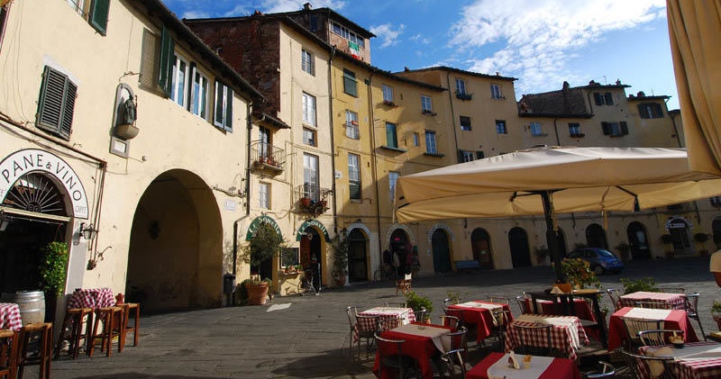 Discover Pisa and Lucca - Two Gems of Tuscany