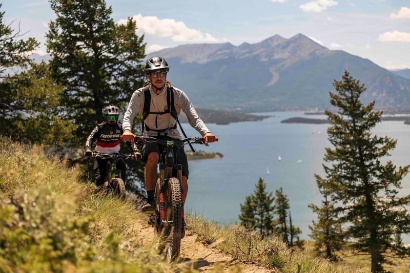 Guided Mountain Bike Ride: Full-Day