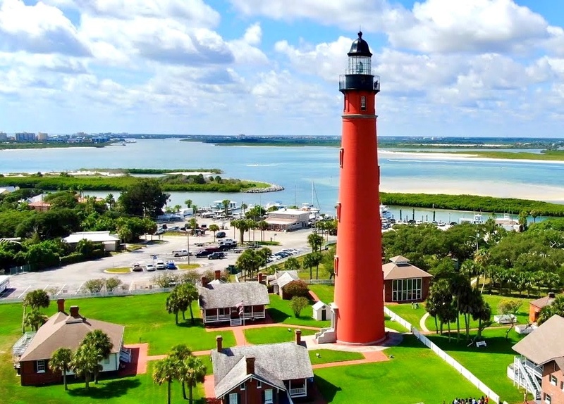 The Lighthouse Harbor Tour