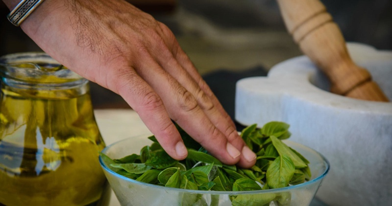 Pesto course: Manarola