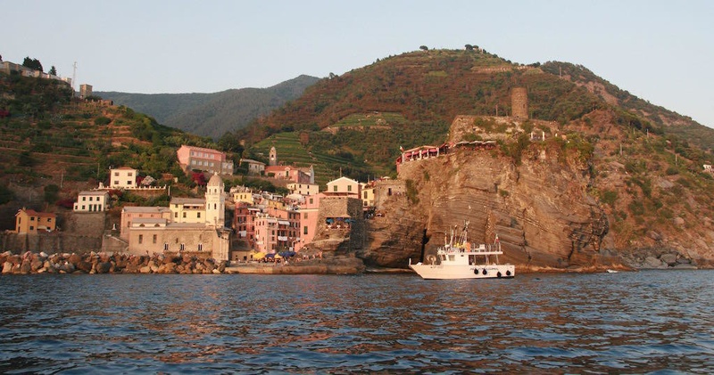 Dinner boat tour Cinque Terre from Monterosso