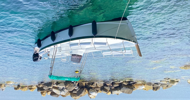 Elegant Motorboat Gozzo: Aphrodite - Manarola