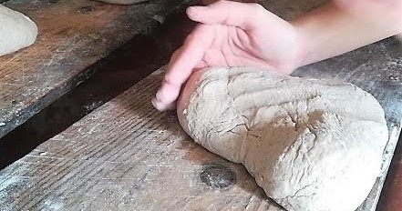 Artisan Bread and Pizzas Workshop, with Meal included