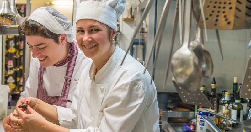 Cooking Lesson: Visit the market of La Spezia and cook a typical Ligurian fish menu