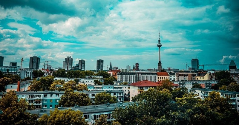 3 Hour Driving Tour of Berlin