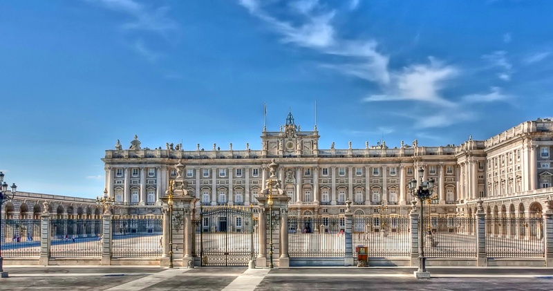 Palacio Real de Madrid (Royal Palace) Guided Tour - Private (ENGLISH)