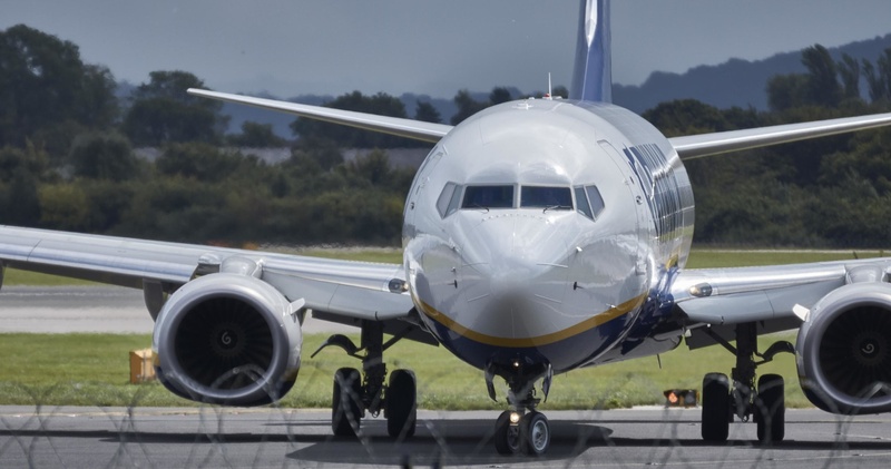 Boeing-737 2nd Officer Experience - 30 Minutes