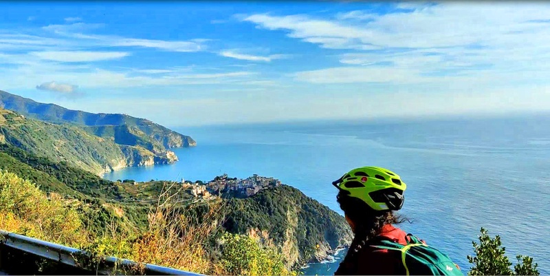 E-Bike tour: From Monterosso to Soviore sanctuary
