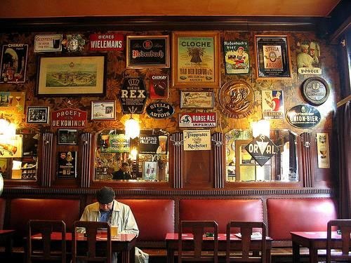 Cafélegendes 2: Tussen theaters