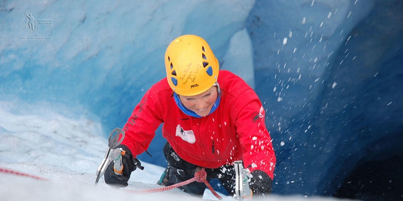 Special Blue Ice Hike