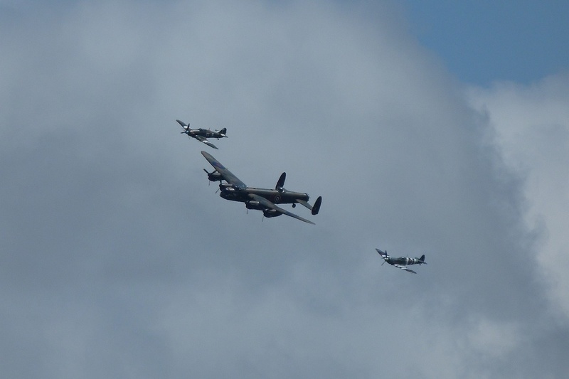 VR Spitfire Wingman (2-4 Person) Package - 60 Minutes