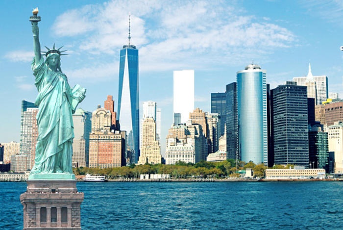 Statue of Liberty and Ellis Island - Private Guided Tour