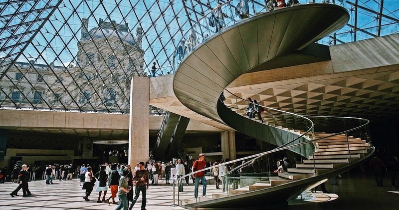 Louvre Museum Guided Tour - Private (RUSSIAN)